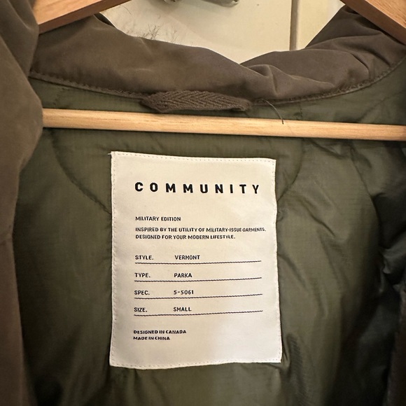 Aritzia Olive Winter Parka with Faux Fur Hood - Picture 4 of 9